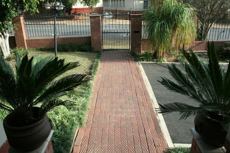 Hotel Thembelihle Guest House