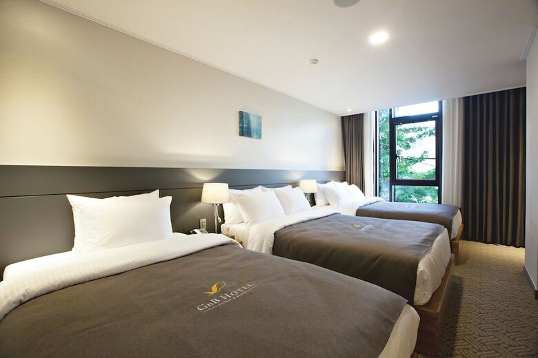 Gnb Hotel