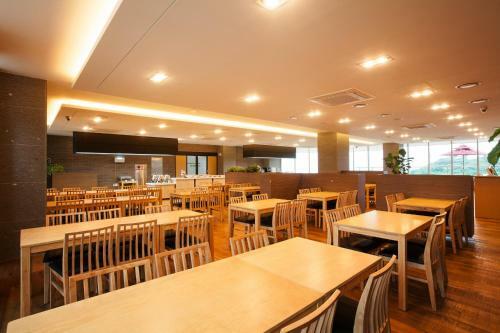 Youus Hotel
