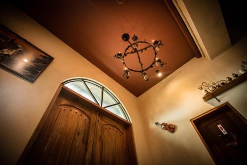 Zum Adler Castel B&B