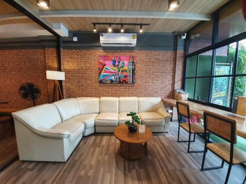 Bed & Breakfast Be Loftel Airport
