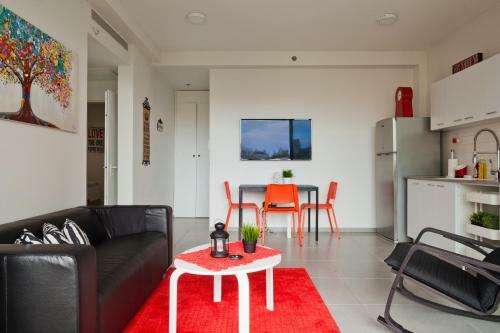 Sunny New Apartments