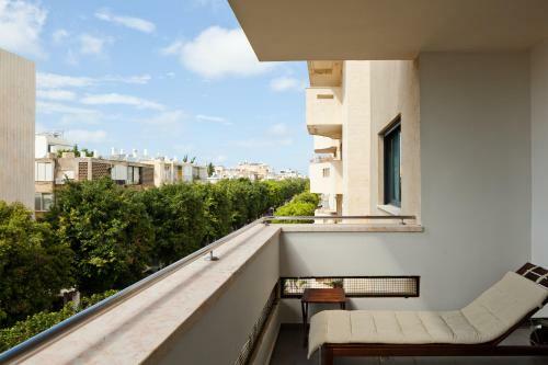 Sunny New Apartments