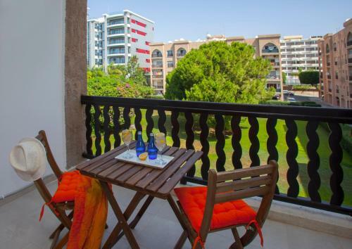 Castle Holiday Apartments