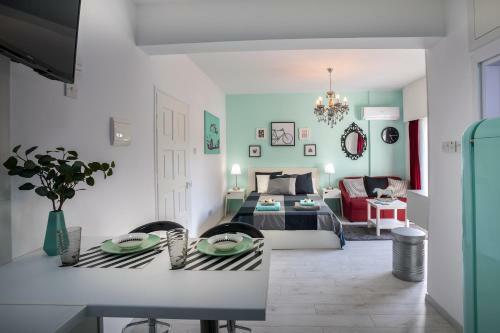 Castle Holiday Apartments