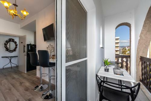 Castle Holiday Apartments