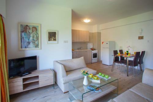 Castle Holiday Apartments