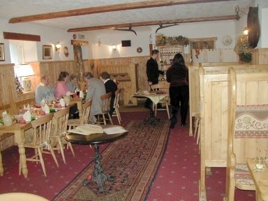 Old Inn Hotel