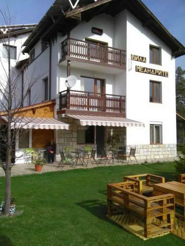 Hostal Guest House Meandrite