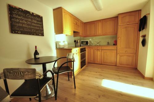 Seeg�rtli Riverside Apartment