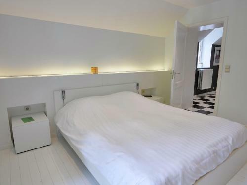 Villa White