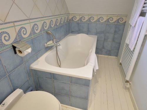 Villa White