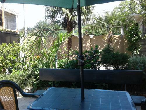 Hostal Gonio House