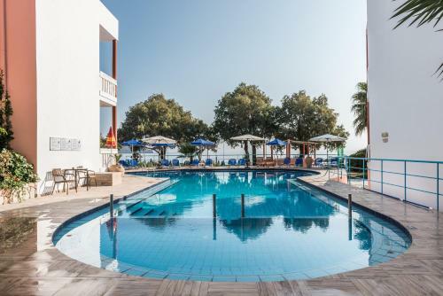Apartamento Eden Beach Hotel