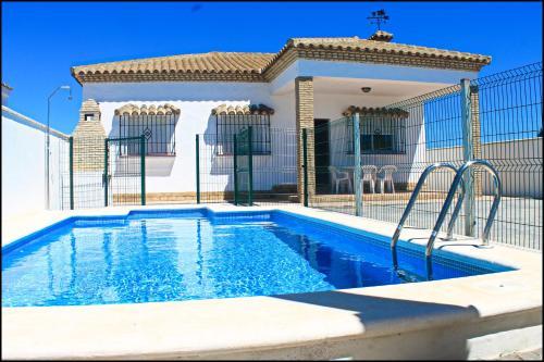 Chalet Pinares De Roche