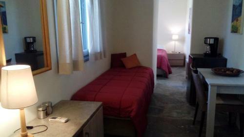 Hostal Aigaion House