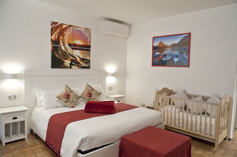 Hostal Atlantis Inn Castelgandolfo