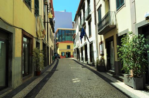 Hostal Studios Funchal By Petit Hotels