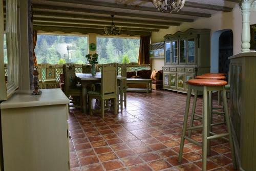 Hostal Vila Horia Bradet