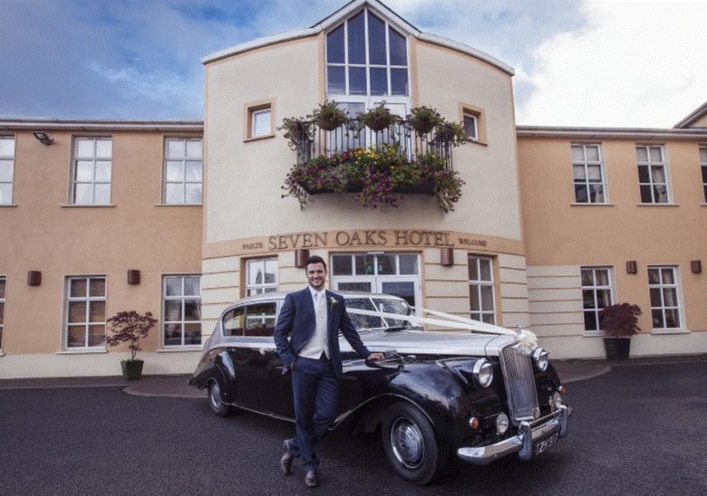 Seven Oaks Hotel