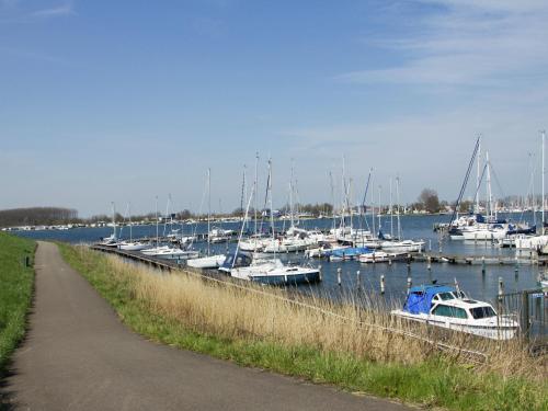 Holiday Home De Watervogel
