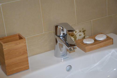 Lierna Beach Apartments