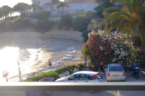 Mert Hotel