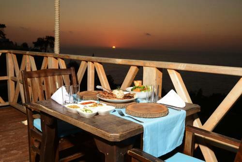 Hostal Faralya Yoruk Evi Hotel