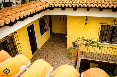 Albergue Maison Bougainvillea