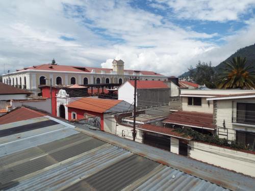 Hostal Hotel Kasa Kamelot