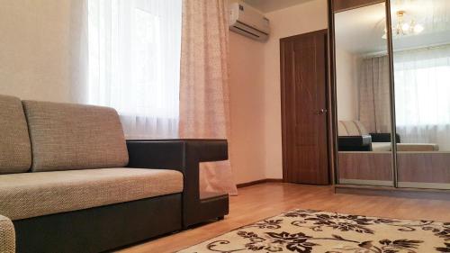 Zoo Apartment