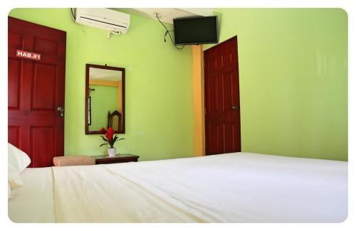 Bed & Breakfast Hostal San Antonio
