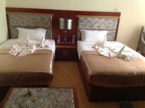 Palm Palace Hotel