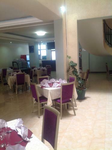 Palm Palace Hotel