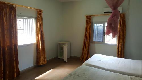Le Petit Chalet Hotel