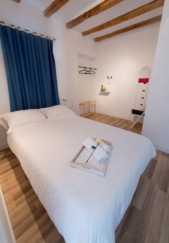 Bed & Breakfast Hostal Cling 43