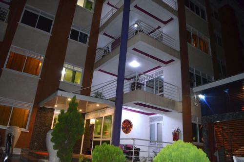 Space Hotel Apartments & Spa