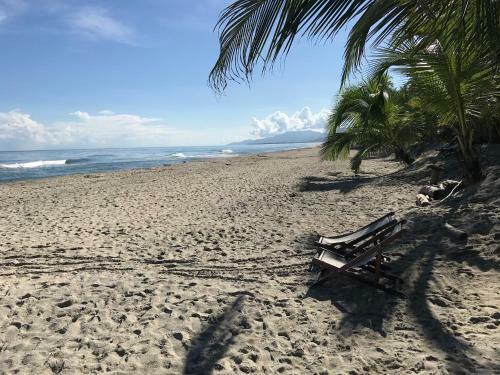 Playa Pikua Ecolodge