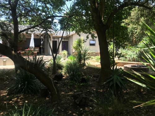 Hostal Aerotropolis Guest Lodge