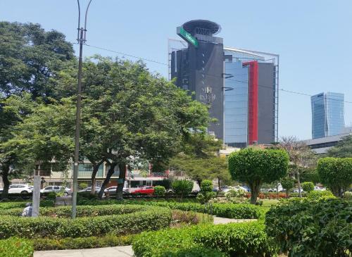Eral Apartments Lima 1