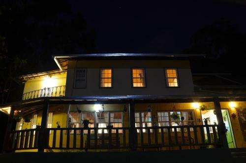 Hostal Pousada Verde Folhas