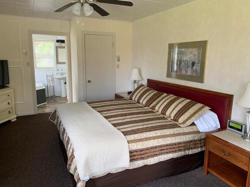 The Lionstone Inn Motel And Cottages