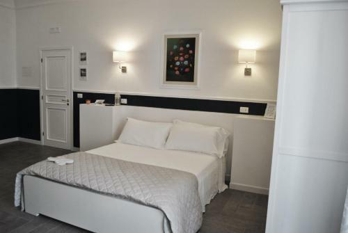 Hostal Novecento Dimore Di Poesia