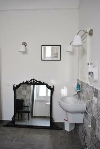 Hostal Novecento Dimore Di Poesia