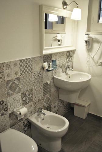 Hostal Novecento Dimore Di Poesia