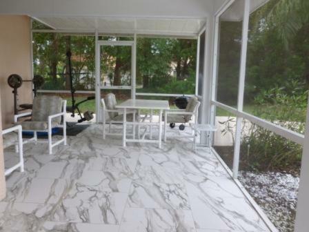 Villa Stever Llc