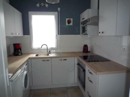 Rental Villa Avenue Fran�ois Mitterand