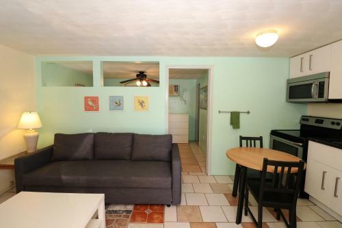 Grove City Motel