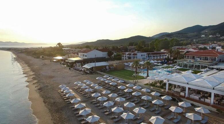 Hotel Acharavi Beach