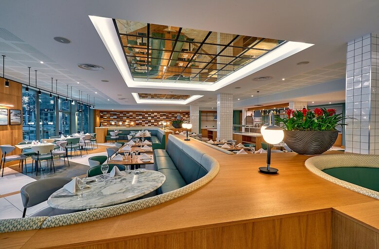 Crowne Plaza Hotel Marlow